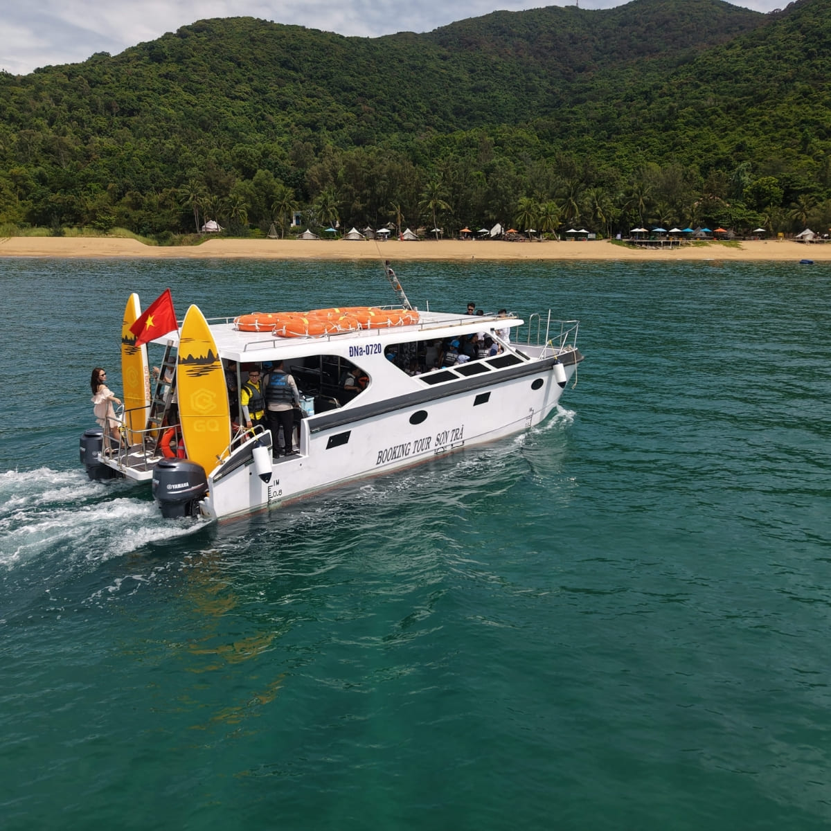 Du ngoạn Cano cao tốc Sơn Trà