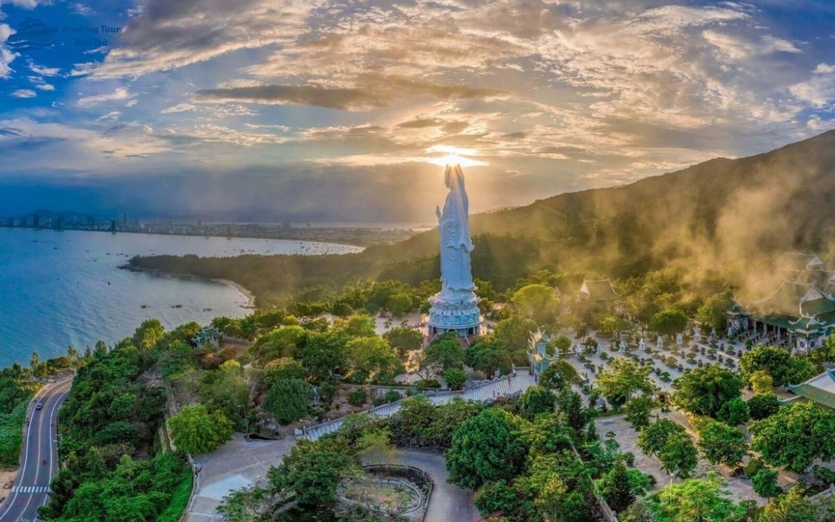 Chùa Linh Ứng tiêu biểu với tượng Phật Quan Âm cao nhất Việt Nam