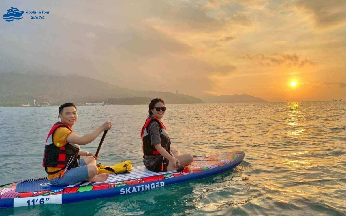 Chèo SUP ở mênh mông sóng nước Sơn Trà