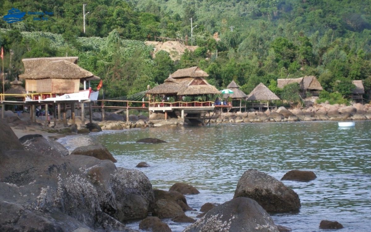 Bãi Bụt là điểm đến “hai trong một” ở bán đảo Sơn Trà