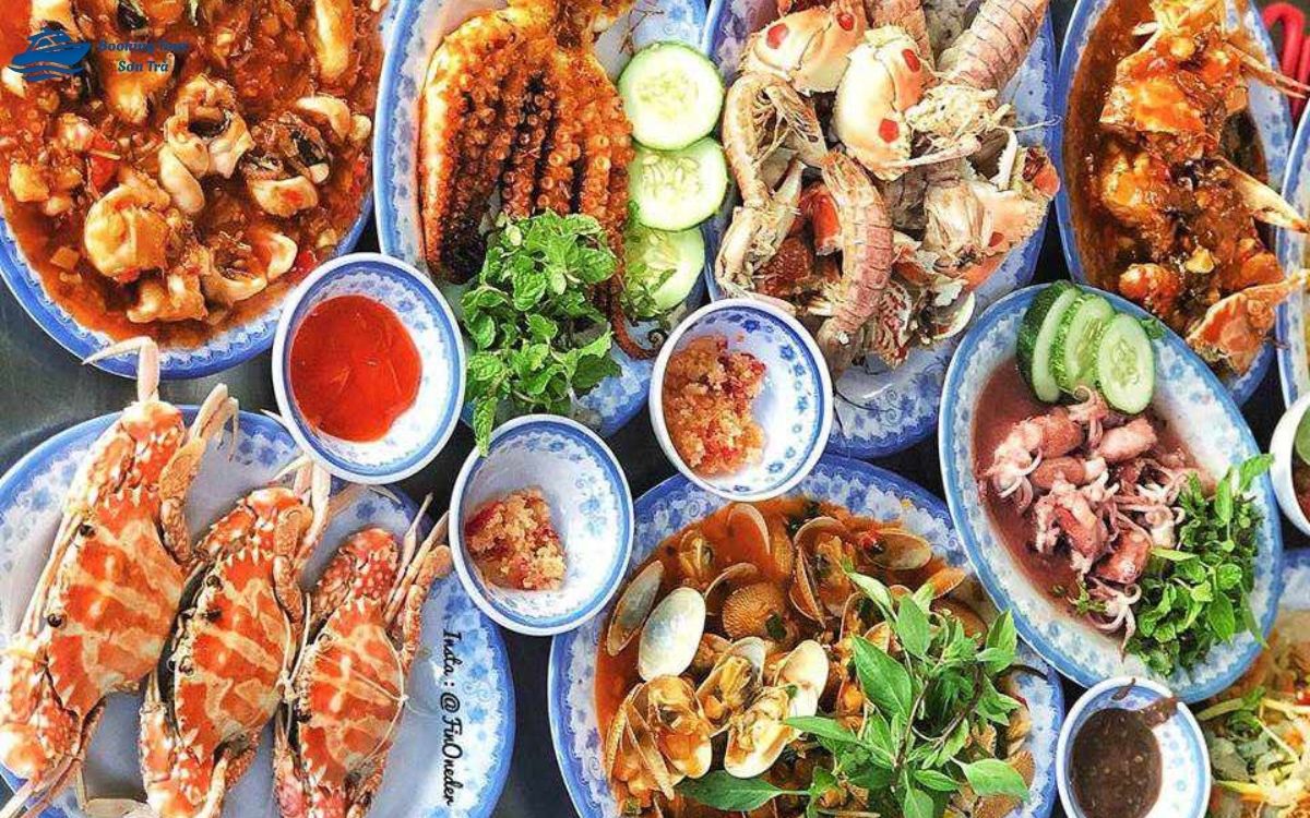 Thưởng thức hải sản tươi ngon ở bán đảo Sơn Trà