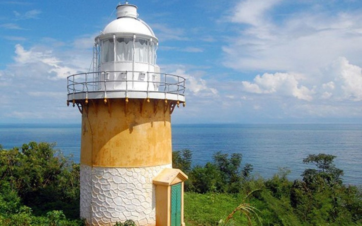 Bán đảo Sơn Trà Đà Nẵng: Cẩm nang khám phá trọn vẹn "Viên ngọc quý" 6 Sống ảo tại Hải đăng Tiên Sa ở Bán đảo Sơn Trà