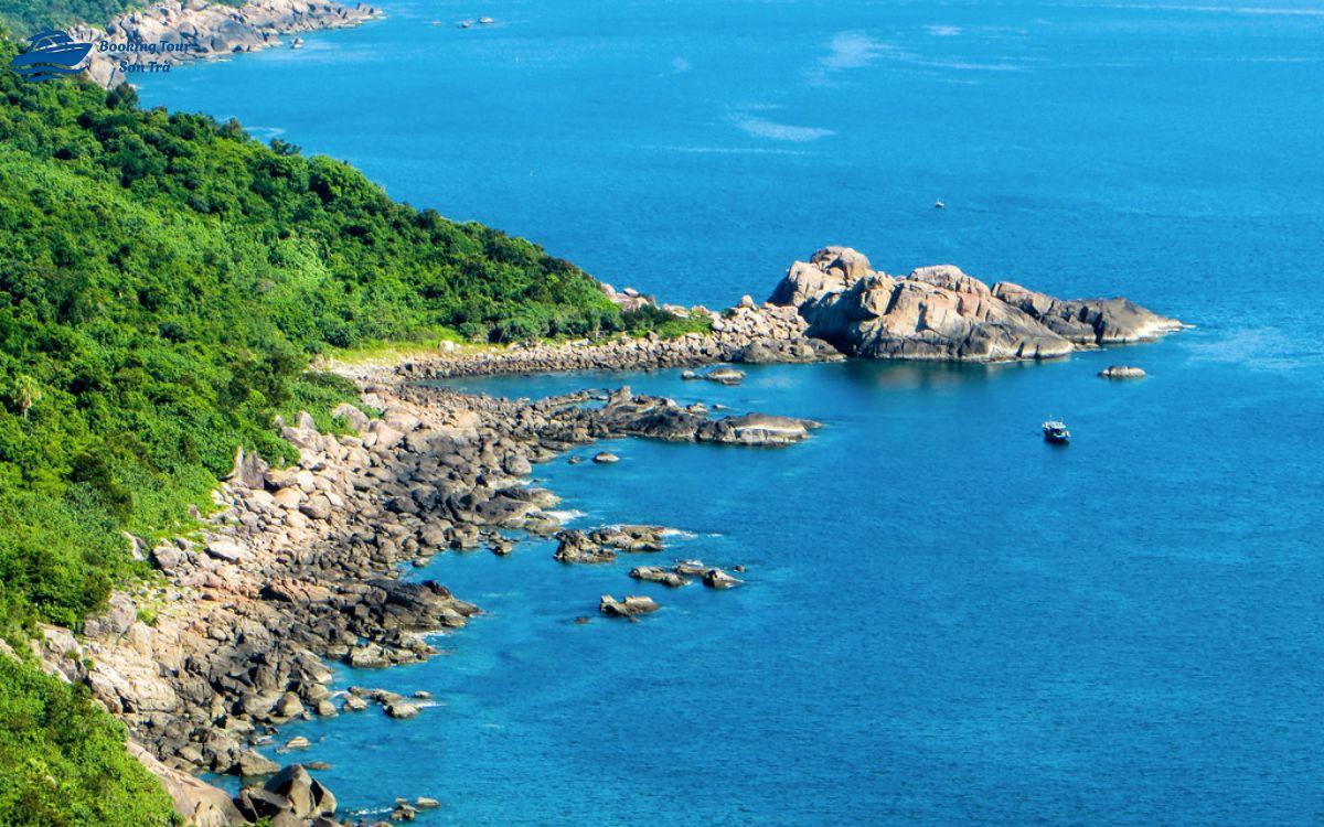 Bãi Nam là một trong những bãi biển đẹp nhất Đà Nẵng các điểm du lịch ở Sơn Trà Đà Nẵng